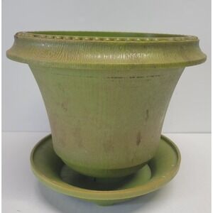 Vintage Max Klein Avocado Green Plastic Planter Beaded Rim J-10-H 9.5 Inch Pot